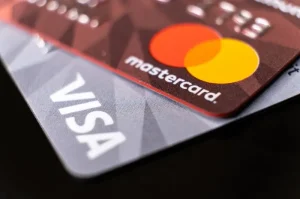 Mengetahui Perbedaan Jenis Kartu Kredit VISA dan Mastercard serta Keuntungannya