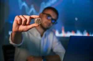 Pertimbangan Utama Sebelum Memutuskan Investasi di Kripto