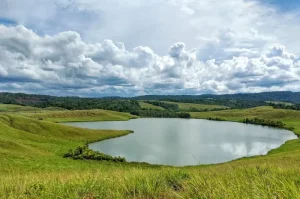 Danau Love Jayapura, Keindahan Alam Papua yang Berbentuk Hati