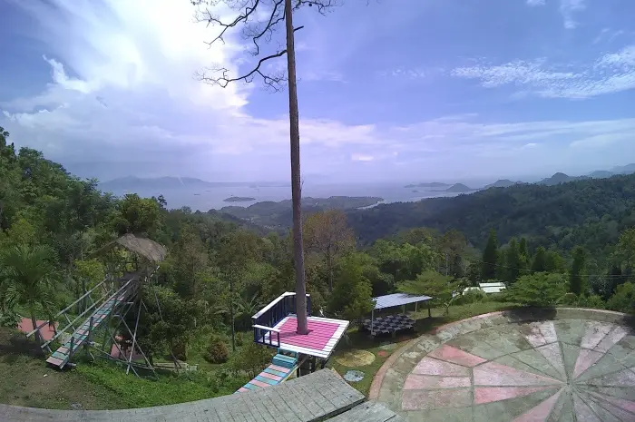 Muncak Pass Lampung, Wisata Alam di Ketinggian yang Kaya Pesona