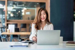 Tak Lulus SMA pun Bisa Sukses! 5 Pekerjaan Bergaji Tinggi yang Tidak Memerlukan Gelar